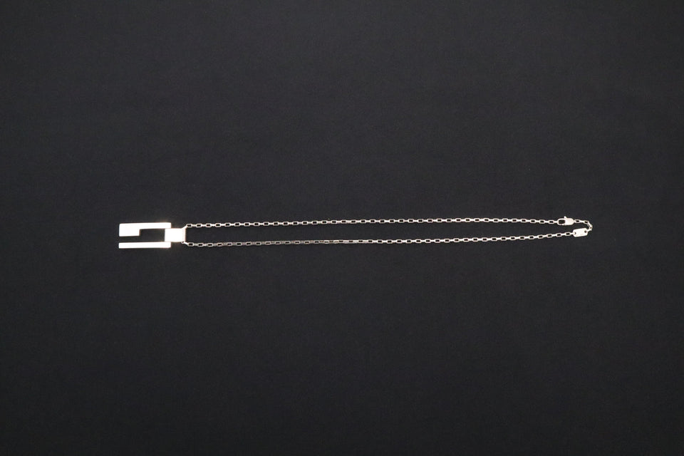 Gucci Plate "G" Necklace in Sterling Silver