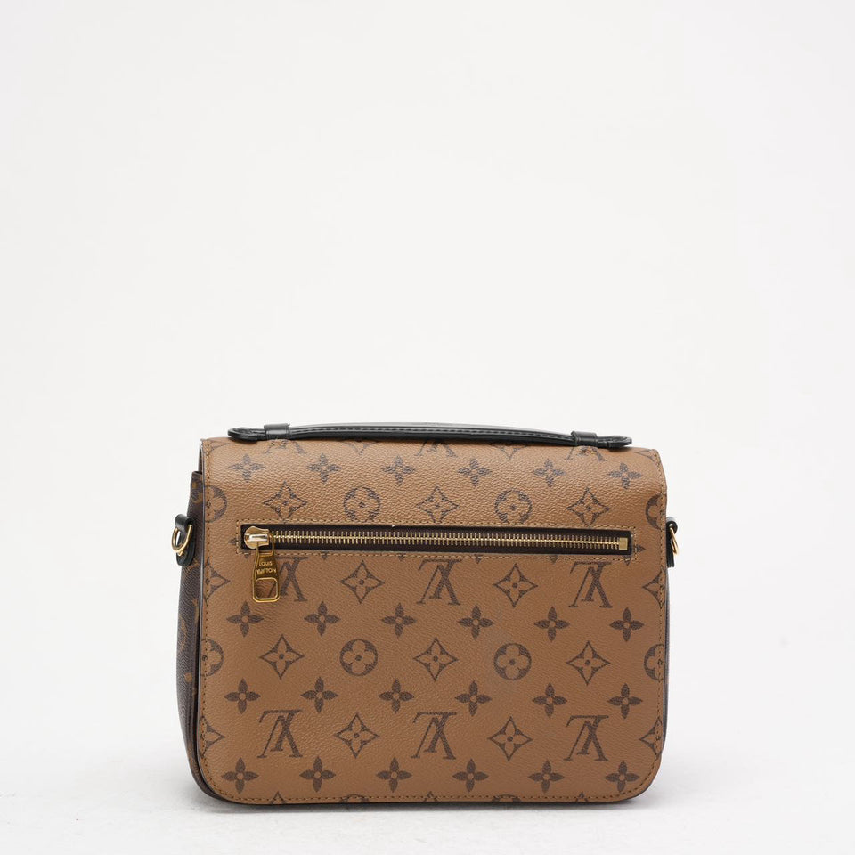 Louis Vuitton Monogram Pochette Metis MM Bag