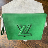 Louis Vuitton Vintage 1999 GM Green Epi Trapeze Twist Clutch Bag