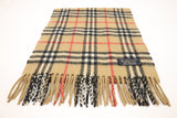 Burberry Scarf in Beige Cashmere