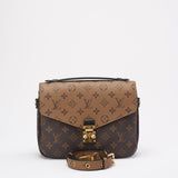 Louis Vuitton Monogram Pochette Metis MM Handbag