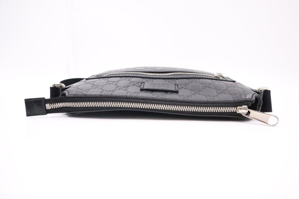 Gucci Crossbody in Black Guccissima Leather