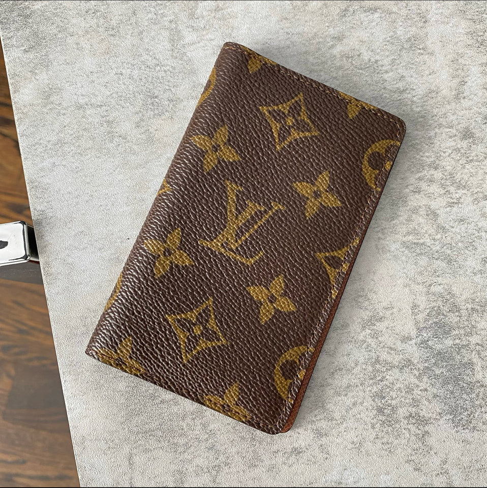 Louis Vuitton Vintage Monogram Canvas Bifold  Holder