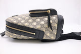 Gucci Small Backpack in GG Supreme Canvas with Bees