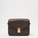 Louis Vuitton Pochette Métis Monogram Canvas