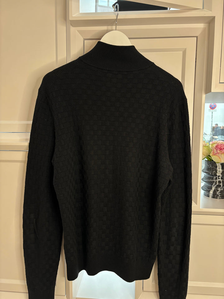 Louis Vuitton Black igan with Damier Motif Size M