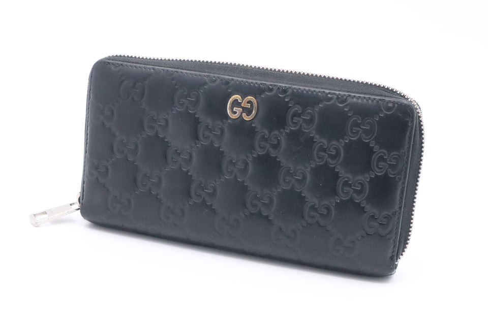 Gucci Long Zippy Wallet in Black Guccissima Leather