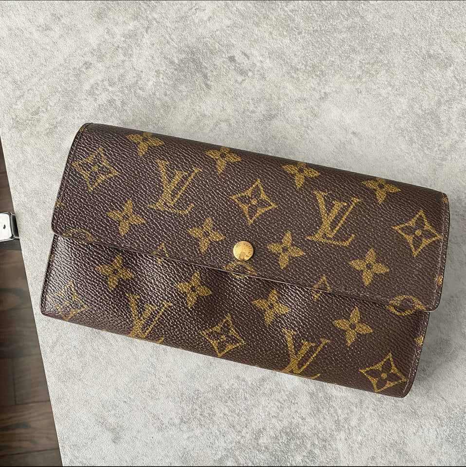 Louis Vuitton Vintage 2003 Monogram Snap Wallet