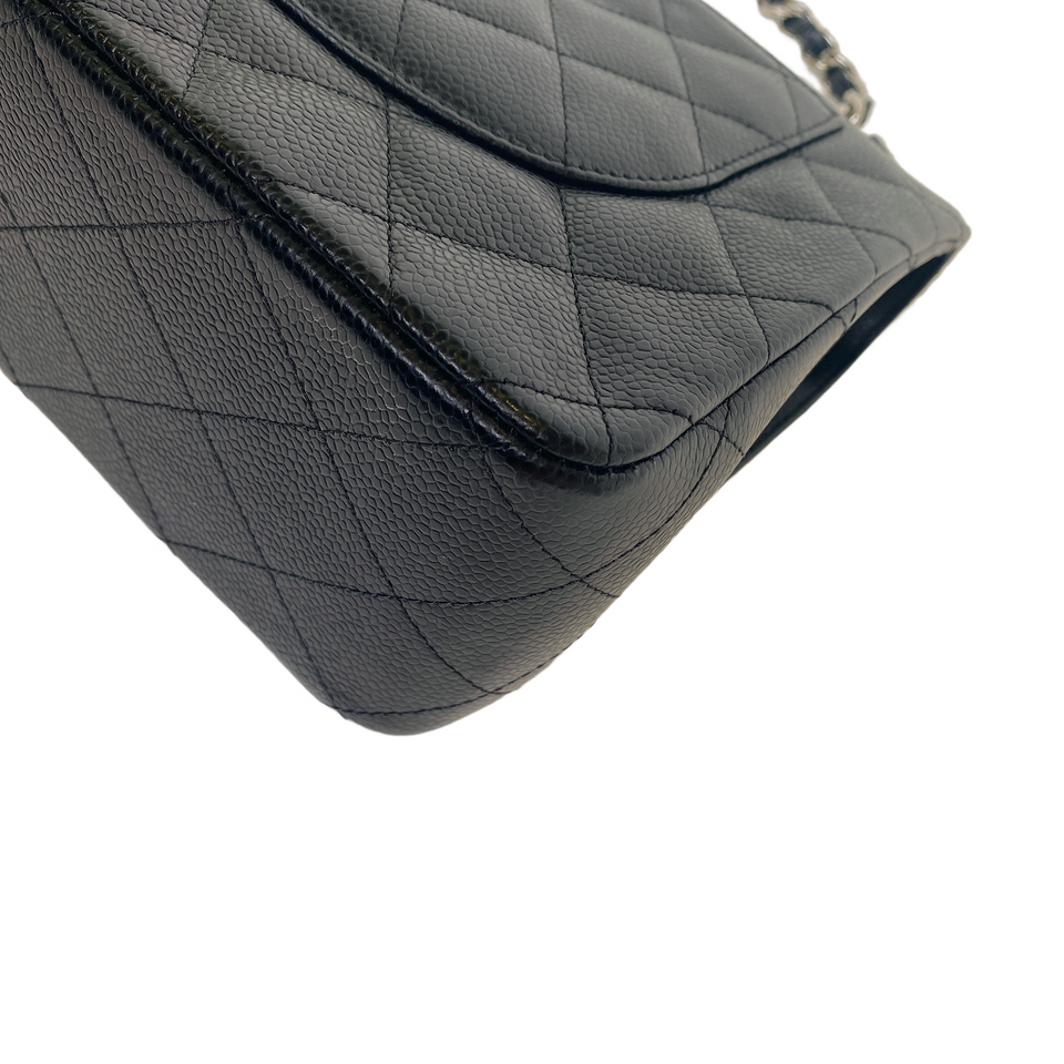 Chanel CLASSIC JUMBO CAVIAR SHW
