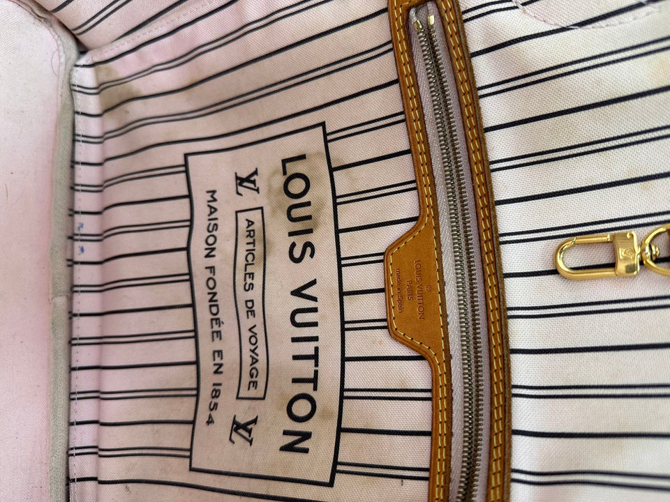 Louis Vuitton Monogram Neverfull MM Tote Bag 2015