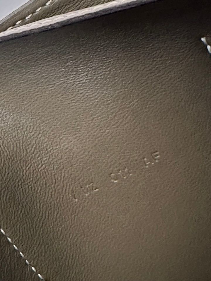 Hermes Hermes Dogon GM Togo Long Wallet Etoupe ( taupe)