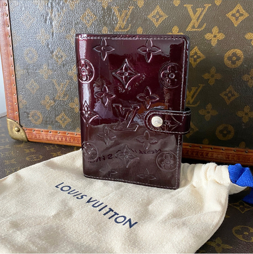 Louis Vuitton Amarante Vernis Agenda Organizer Cover