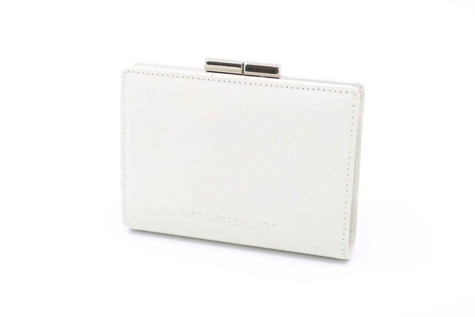 Burberry Compact Wallet in White Leather