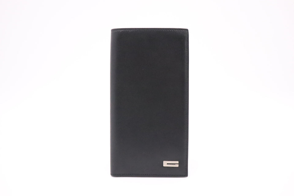 Gucci Bi-fold Wallet in Black Leather