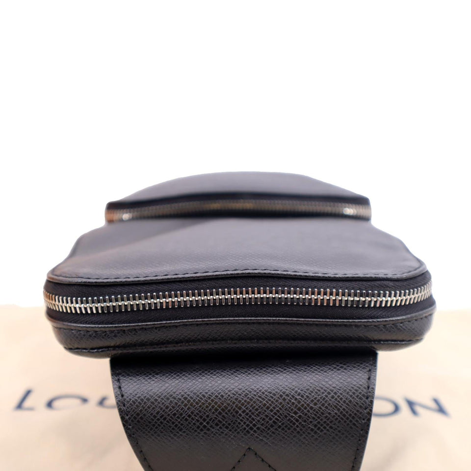 Louis Vuitton Avenue Sling Taiga Leather Backpack Bag Black