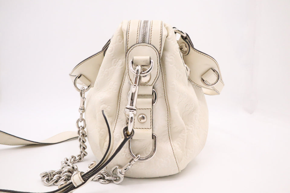 Gucci Boston Bag in Off White Guccissima Leather