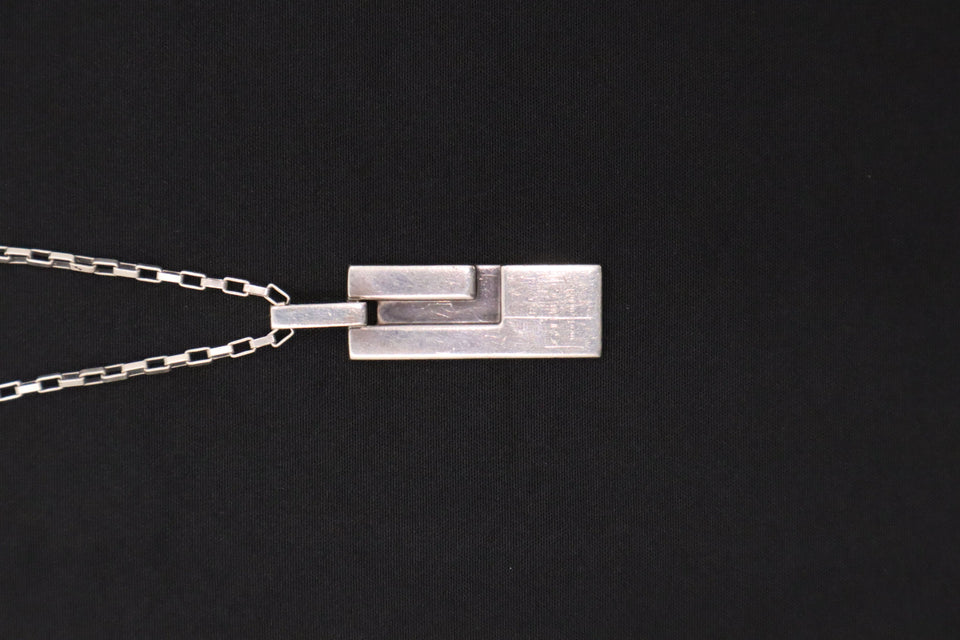 Gucci Rectangle Necklace in Sterling Silver