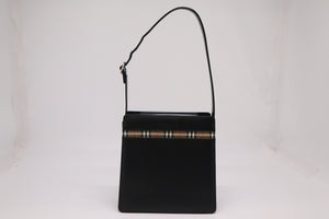 Burberry Shoulder Bag in Black Leather