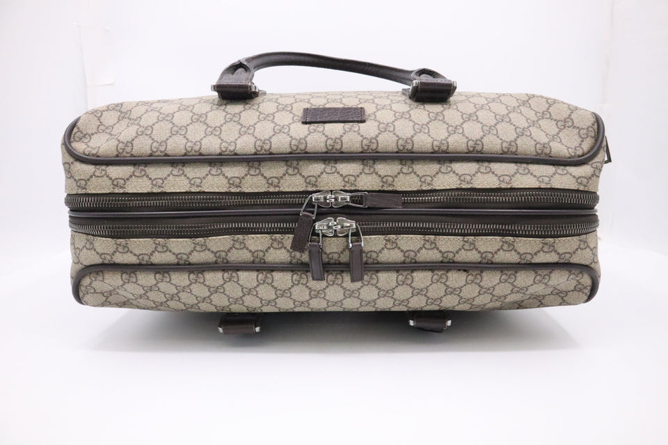 Gucci Travel Bag in GG Supreme Canvas