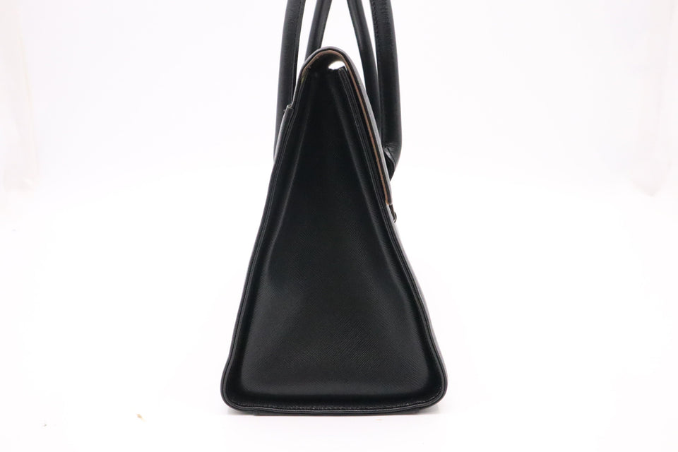 Burberry Handbag in Black Leather