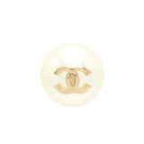 Chanel Giant Pearl With CC Logo Earring L