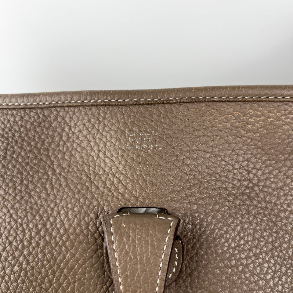 Hermes Evelyne 29 Clemence Etoupe - A Stamp