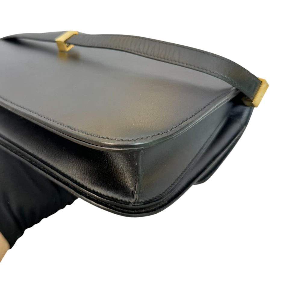 Classic Box Flap Medium Calfskin Black GHW