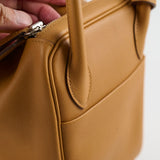 Hermes Lindy 30 Caramel Evercolor T Stamp