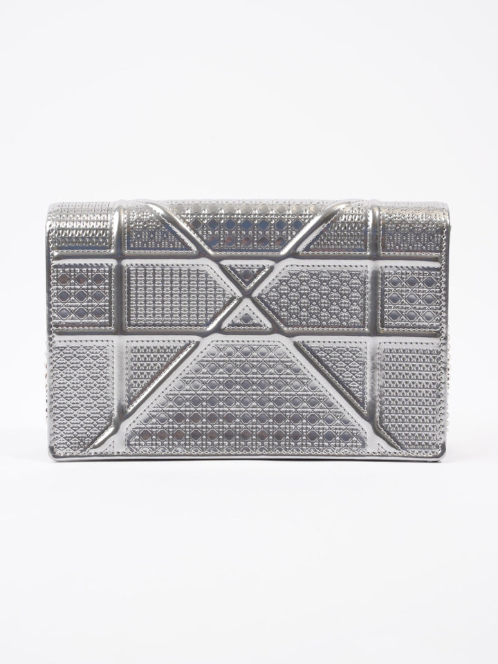Diorama Wallet On Chain  Silver Patent Leather