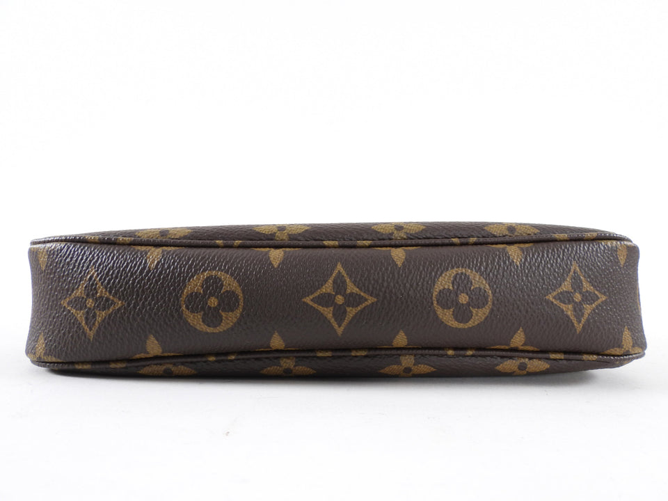 Louis Vuitton Monogram Canvas Pochette Accessoires Bag