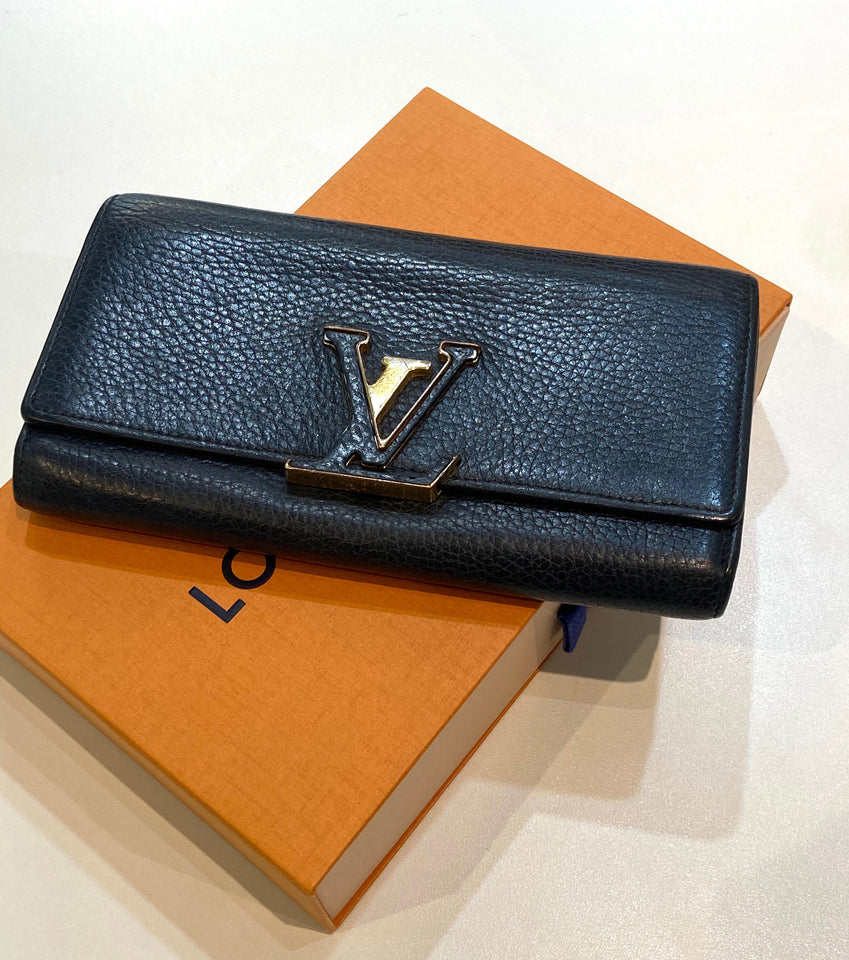 Louis Vuitton TAURILLON CAPUCINES WALLET