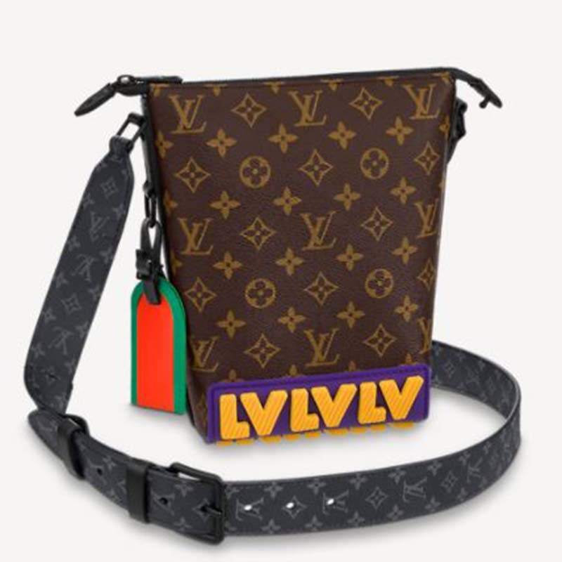 Louis Vuitton LV Unisex Cruiser Messenger Monogram Coated Canvas Cowhide Leather Handbag