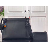 Louis Vuitton LV Unisex Messenger Voyage Black Aerogram Cowhide Leather Textile Lining Handbag