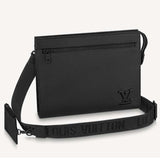 Louis Vuitton LV Unisex Messenger Voyage Black Aerogram Cowhide Leather Textile Lining Handbag