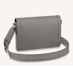 Louis Vuitton LV Unisex New Flap Messenger Grey Taiga Cowhide Leather Handbag