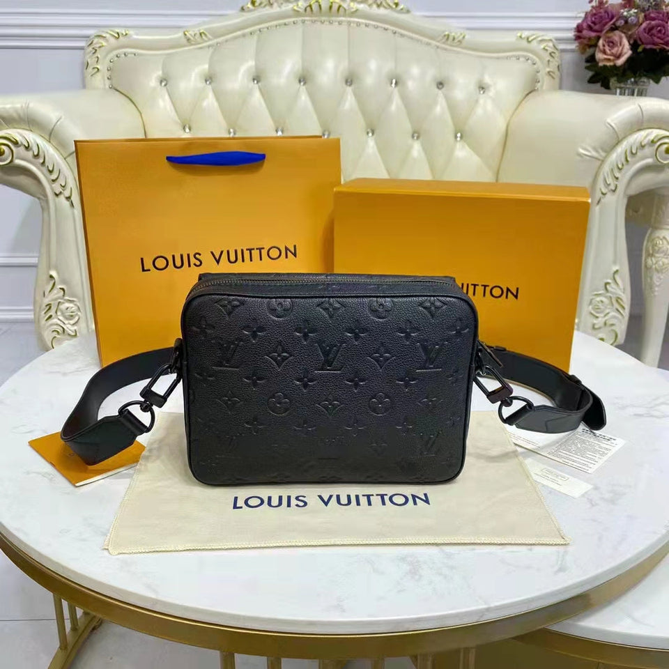 Louis Vuitton LV Unisex Steamer Messenger Monogram Cowhide Taurillon Leather Handbag