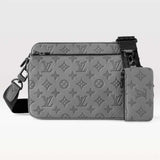 Louis Vuitton LV Unisex Trio Messenger Anthracite Gray Calf Leather Cowhide Handbag