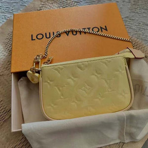 Louis Vuitton LV Women Multi Pochette Accessoires Yellow Monogram Vernis Embossed Patent Calf Clutch