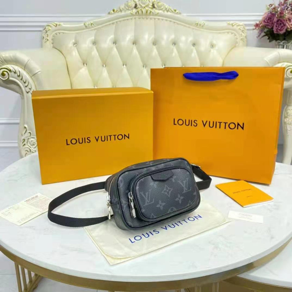Louis Vuitton LV Men Outdoor Pouch Taigarama Noir Black Coated Canvas Cowhide Leather Clutch