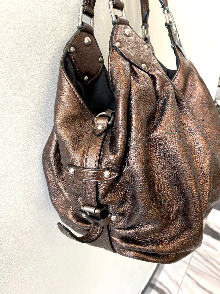 Louis Vuitton MONOGRAM MAHINA SHOULDER BAG