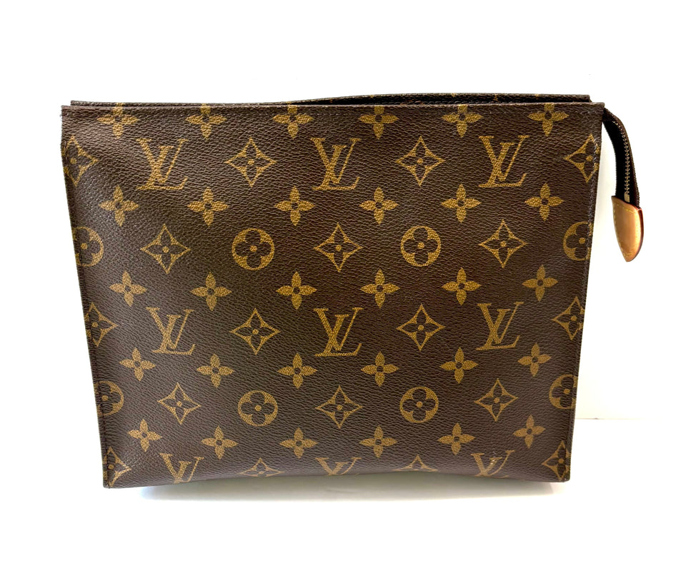 Louis Vuitton MONOGRAM TOILETRY POUCH 26