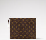 Louis Vuitton MONOGRAM TOILETRY POUCH 26