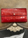 Louis Vuitton MONOGRAM VERNIS SARAH WALLET