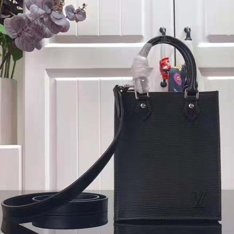Louis Vuitton Unisex Petit Sac Plat Black Epi Cowhide Leather Handbag