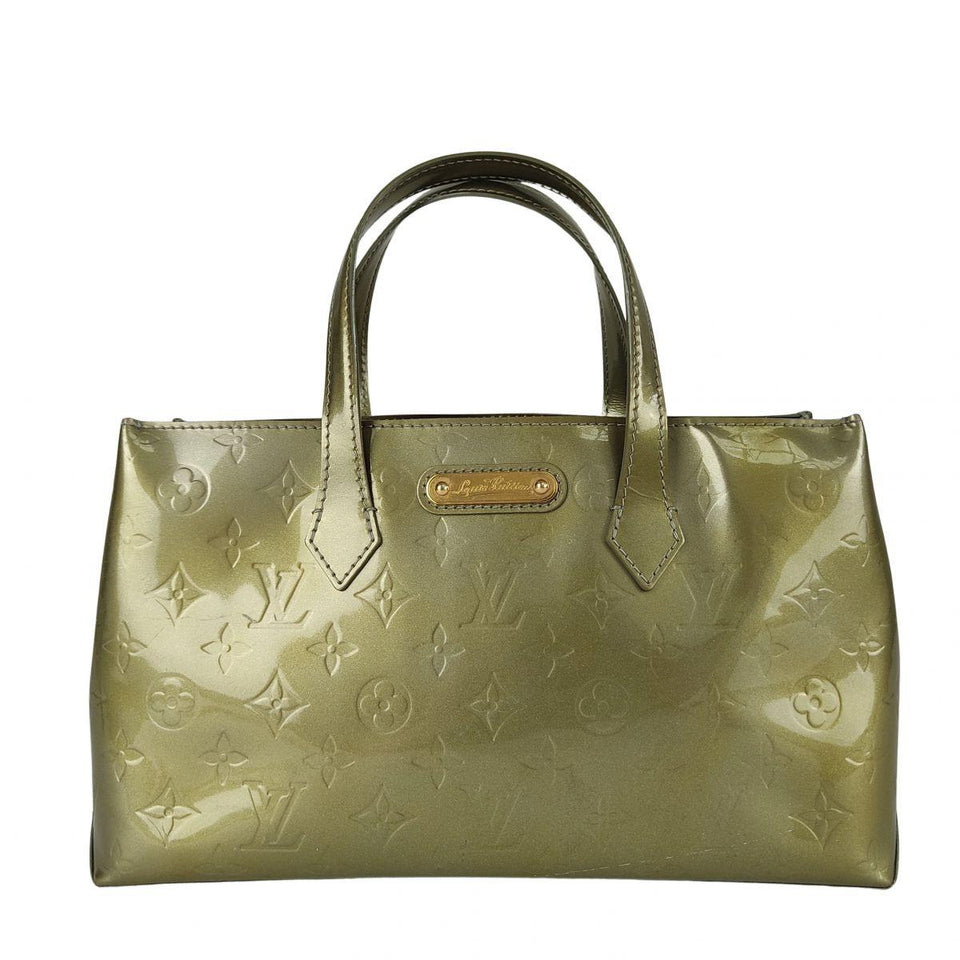 Louis Vuitton Wilshire patent leather handbag