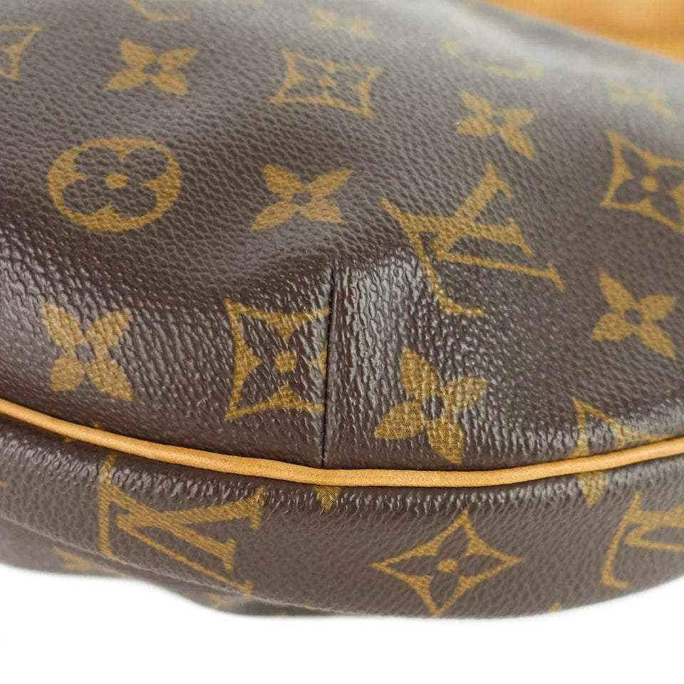 Louis Vuitton Croissant MM Monogram Canvas Shoulder Bag