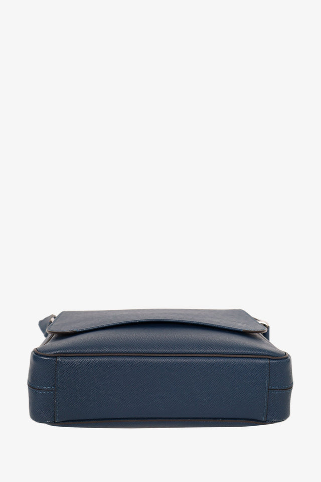 Louis Vuitton Ocean Blue Taiga Leather Messanger Bag
