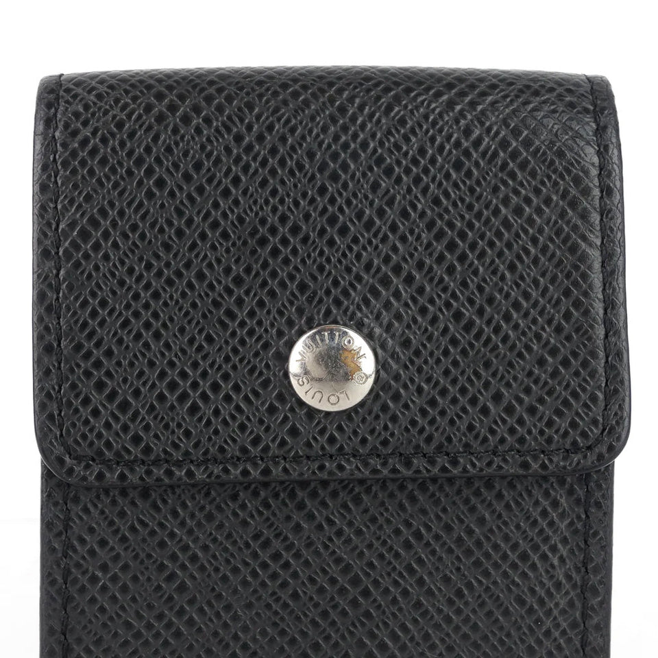 Louis Vuitton Porte Cles Badge Ardoise Black Taiga Leather Key Pouch