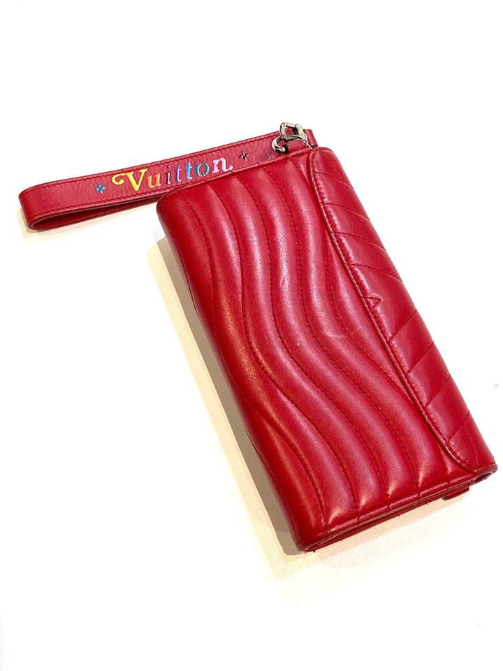 Louis Vuitton NEW WAVE LONG CALFSKIN WALLET WRISTLET