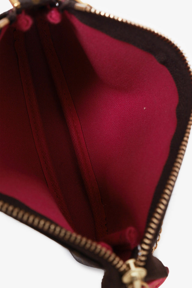 Louis Vuitton 2020 Monogram Christmas Animation Pochette